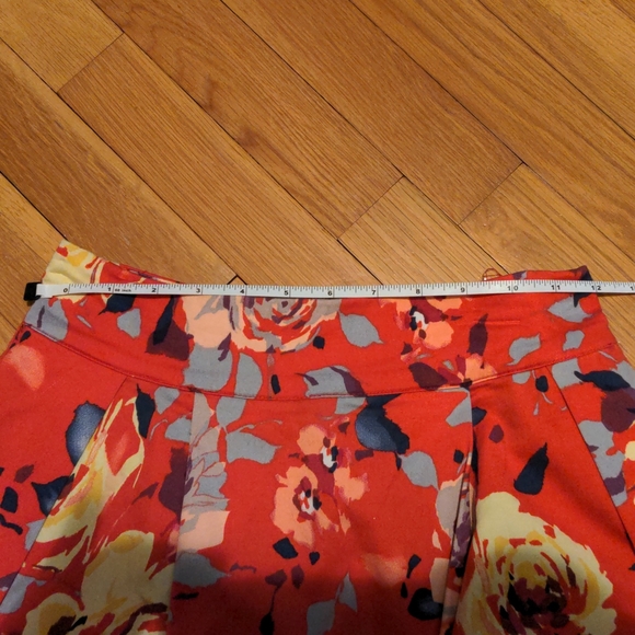 TRF collection Skirt - Picture 6 of 7